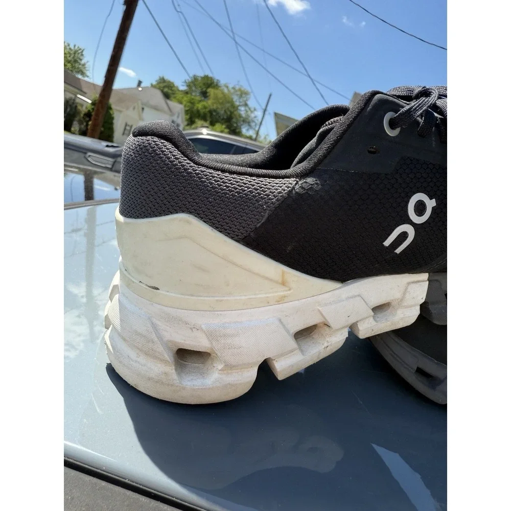 shoes have